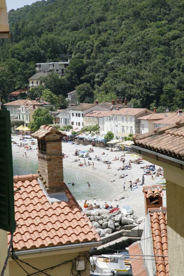 Apartments Kaki Nur 100 Meter Vom Strand Mošćenička Draga Exteriér fotografie